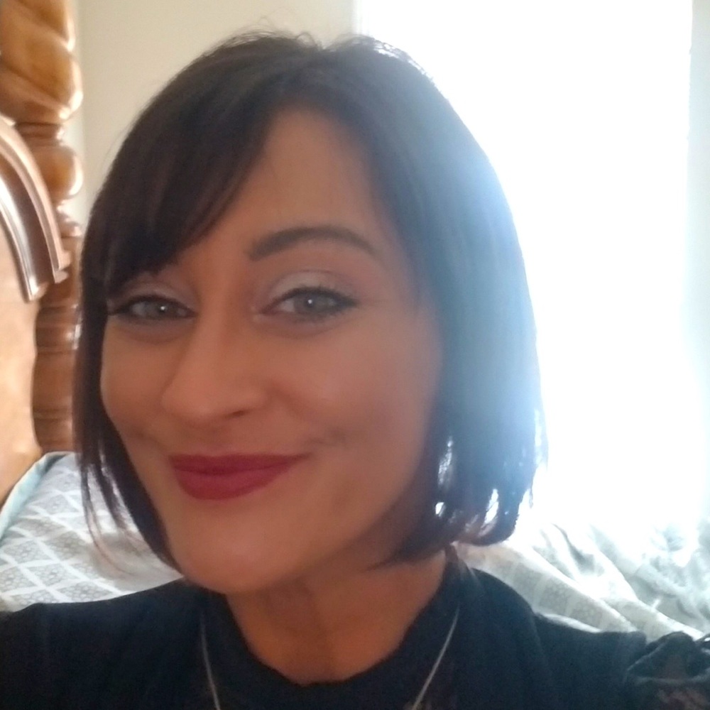 Meet your Posher, Mel